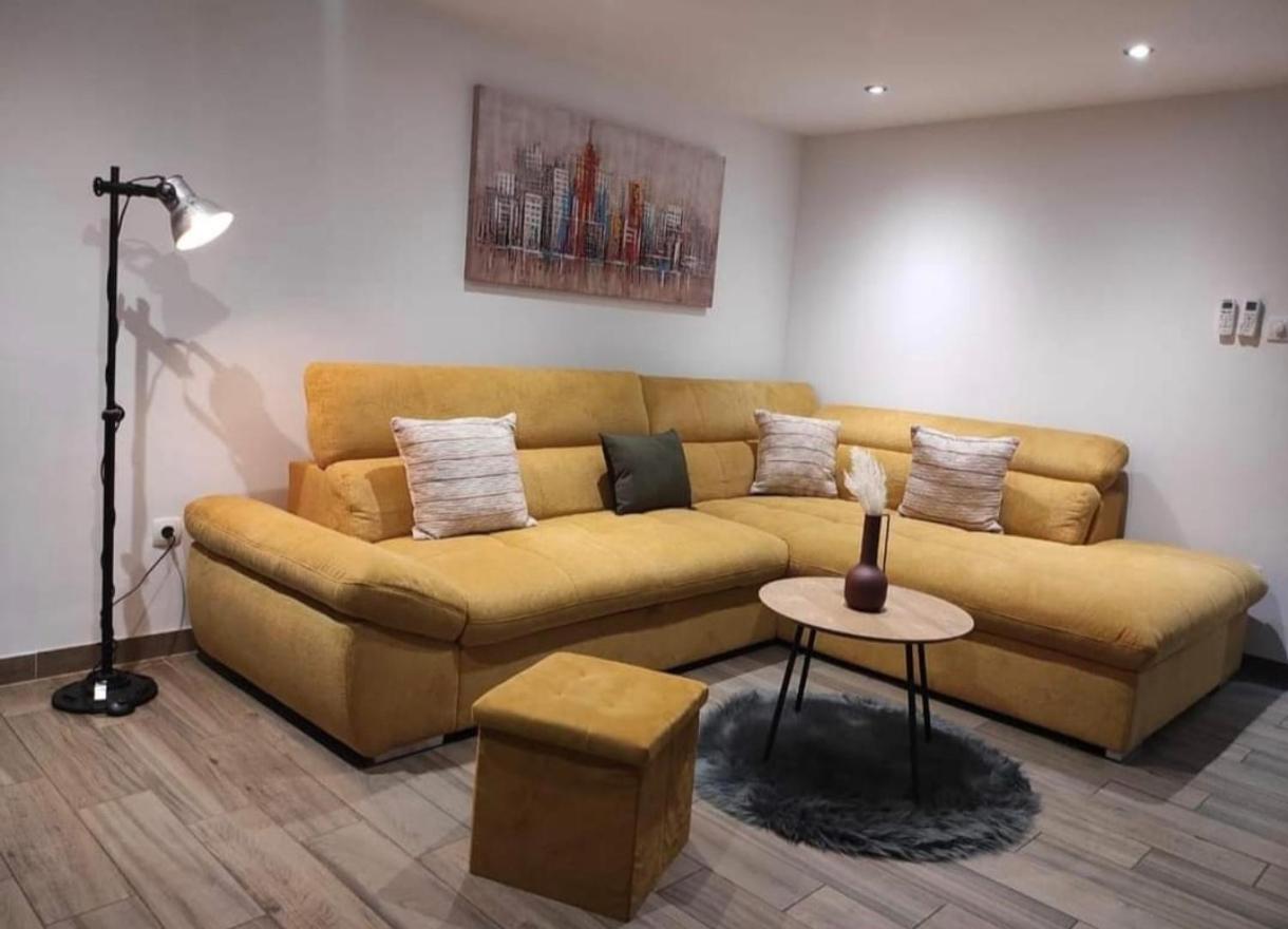 Perla Castellana Apartment Kastela Bagian luar foto